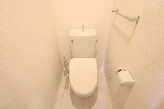アマーテ姫子　B棟のトイレ|清潔感のあるトイレです
