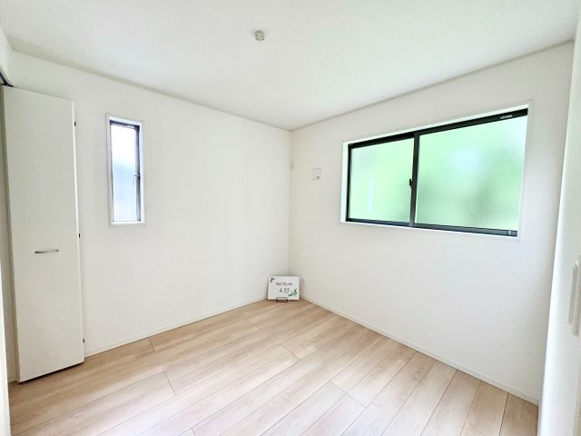 《仲介手数料半額》朝霞市宮戸　第４全１６区棟　5号棟の洋室|洋室4.5帖