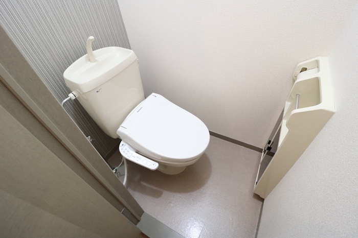 サニーハウスのトイレ|落ち着いたトイレです
