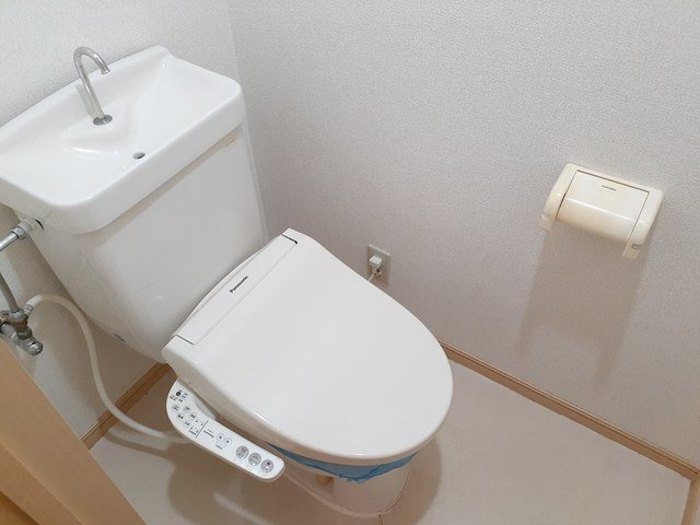 プラドール木村Ａのトイレ|コンパクトで使いやすいトイレです