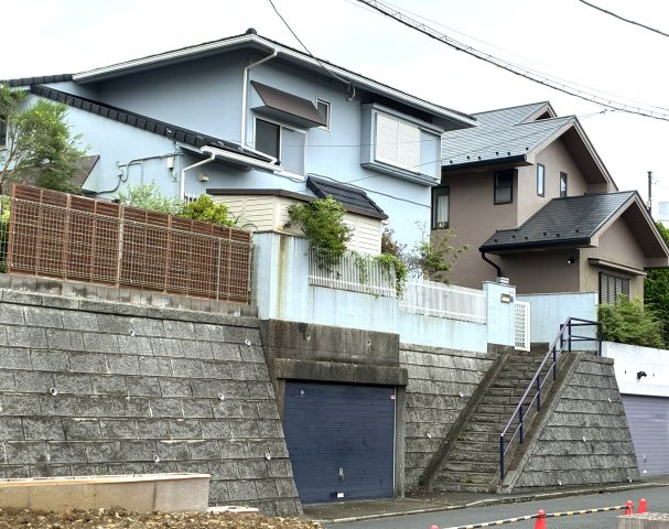 横浜市青葉区市ケ尾町戸建の外観