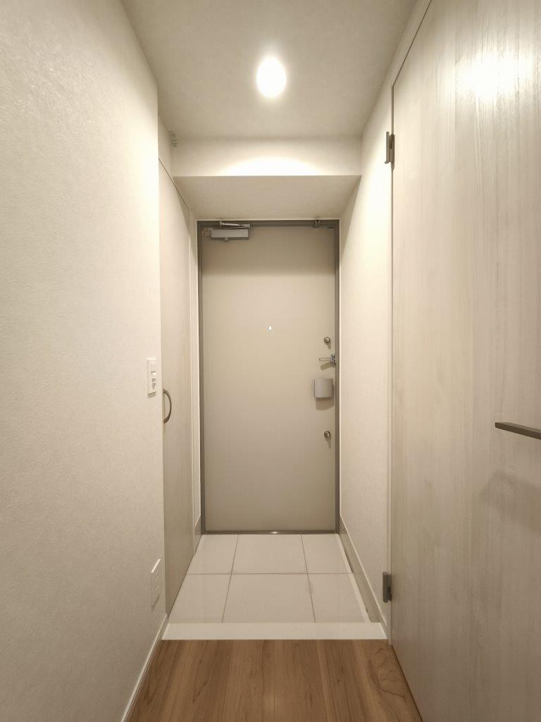 プライムガーデン赤塚の玄関