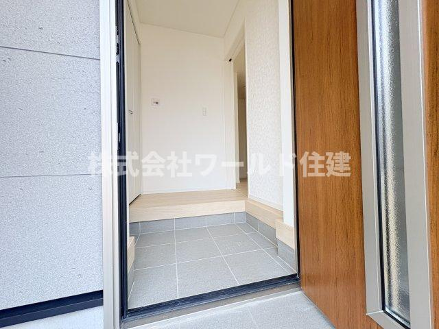 入間市上藤沢第16＿の玄関