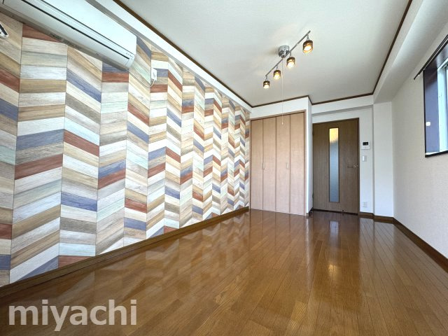 チェリーハイツの居間・リビング