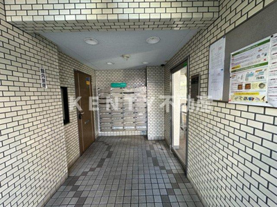 【エントランス】 | ジョイフル池上第２ | 落ち着いたエントランスです