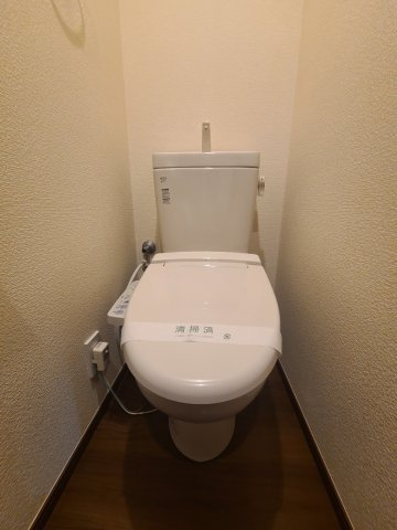 中野区上高田５丁目のアパートのトイレ