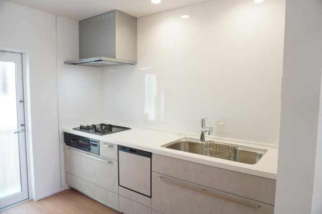 草加市小山2丁目 新築分譲住宅のキッチン