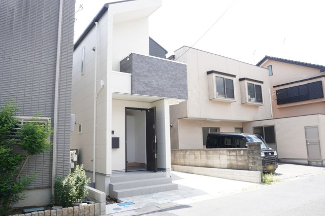 草加市小山2丁目 新築分譲住宅