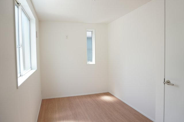 草加市小山2丁目 新築分譲住宅の洋室