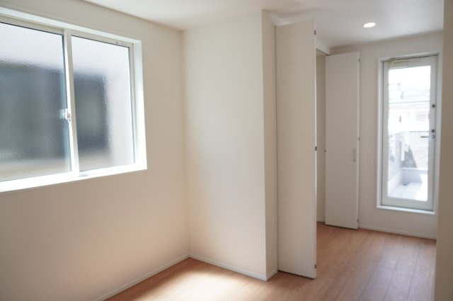 草加市小山2丁目 新築分譲住宅の洋室|6帖