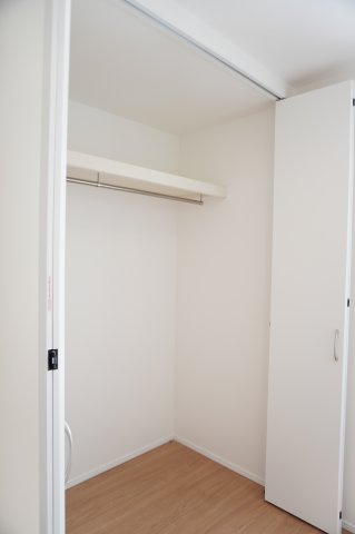 草加市小山2丁目 新築分譲住宅の収納