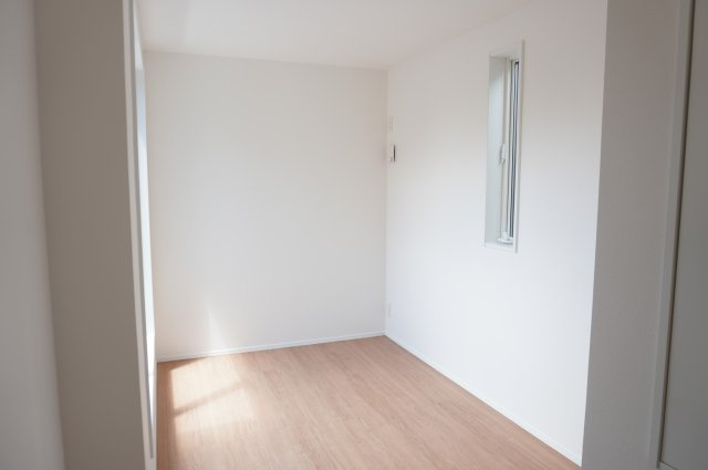 草加市小山2丁目 新築分譲住宅の洋室
