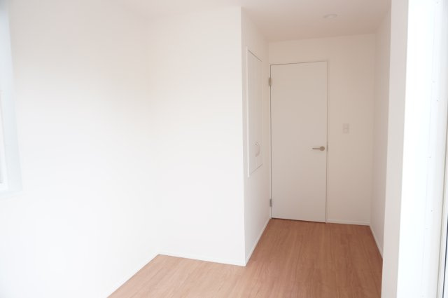 草加市小山2丁目 新築分譲住宅の洋室