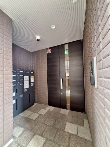 ＷＡＲＭＥＳ　ＨＡＵＳ　ワームズハウスのロビー|★オートロック付きエントランス★