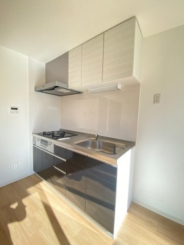 大阪市東淀川区淡路１丁目の賃貸マンションのキッチン