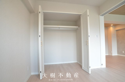 【洋室】 | ライオンズマンションかしわ台　2階　3LDK　リフォーム済み【仲介手数料無料】 | 洋室1（6.6帖）クローゼット