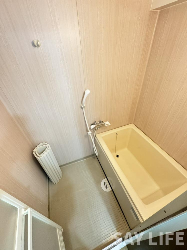 カーサフィオーレ壱番館の浴室