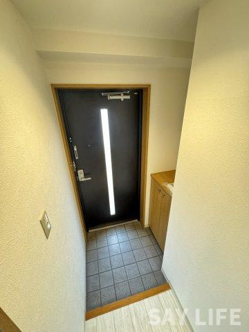 カーサフィオーレ壱番館の玄関