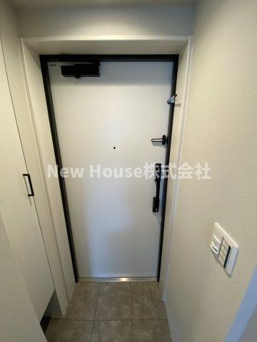 デュオメゾン池袋オヴェストの玄関