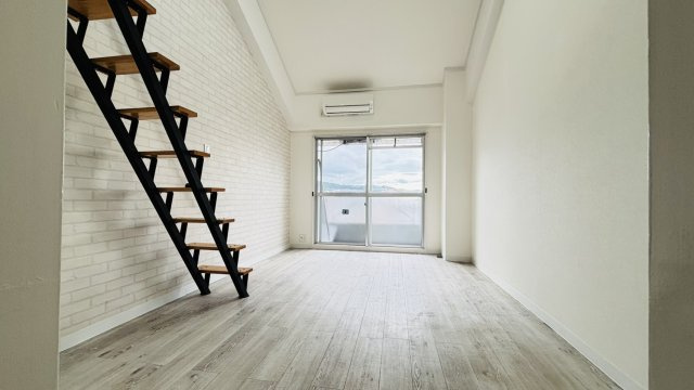 筑紫野市二日市西１丁目の賃貸マンションの玄関|別号室タイプ