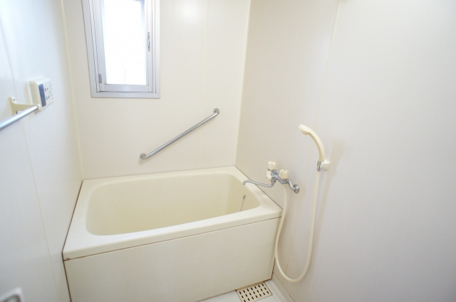 マノワール井野の浴室