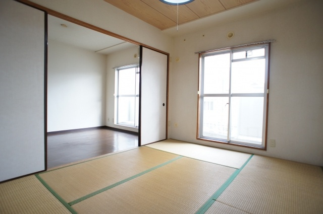 マノワール井野の和室