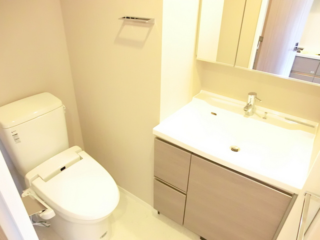 パークアクシス西巣鴨のトイレ|洗面台付きのトイレット♪