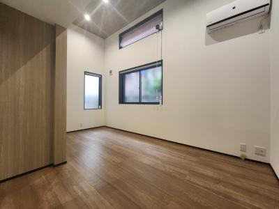 NEST冷泉町の展望|玄関から～