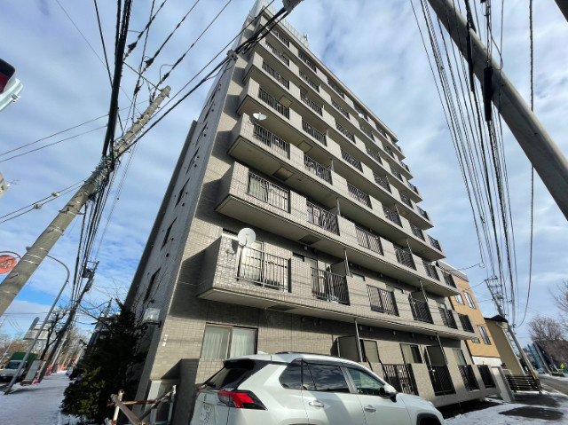 フォンテーヌ平岸（旧第１１大慶ビル）