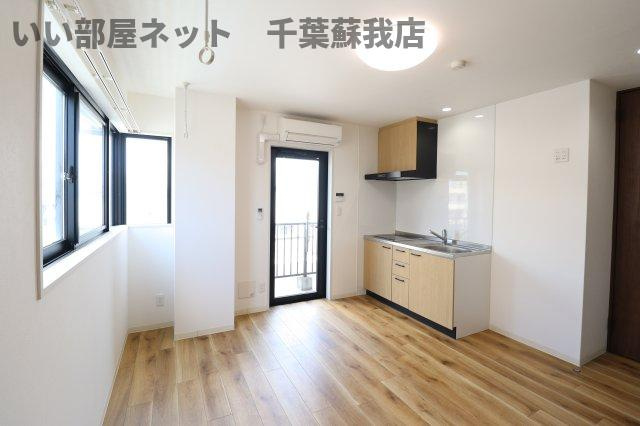 ルミエールビルの寝室|開放的な寝室です
