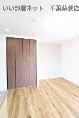 ルミエールビルの寝室|ゆとりの広さです