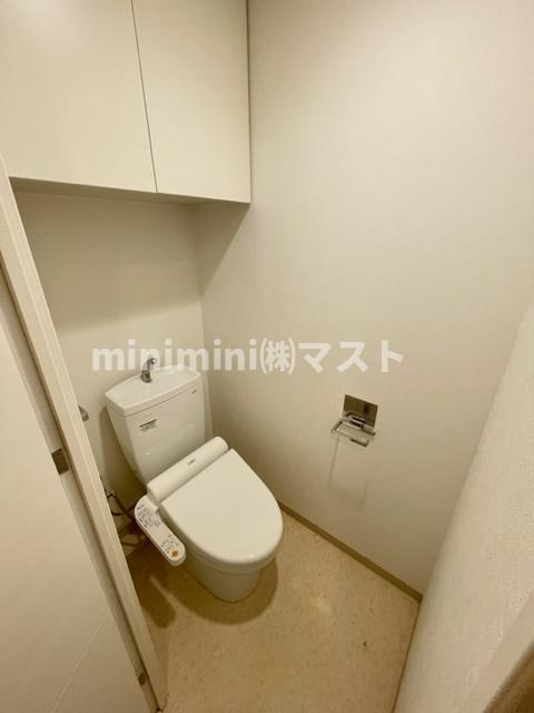 プレミスト堺筋本町ラディーナのトイレ