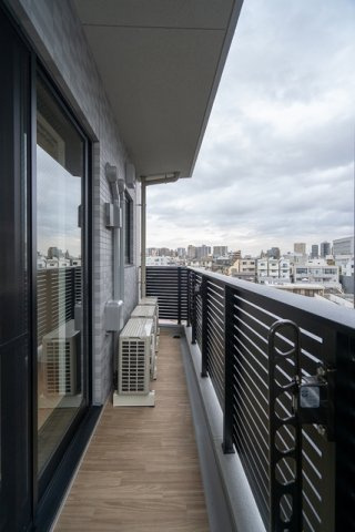 【バルコニー】