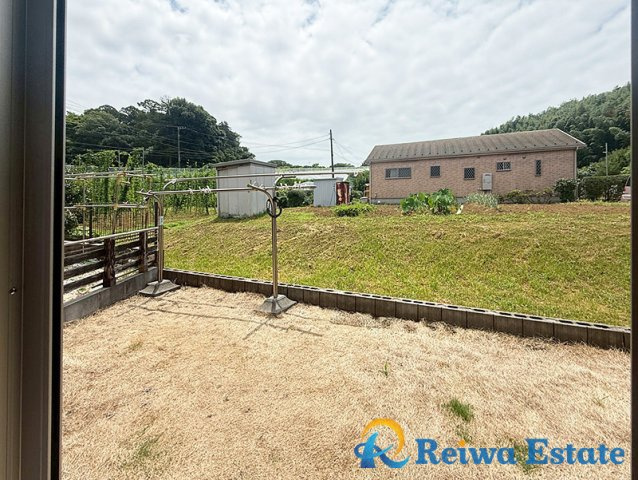 中古戸建　茅ヶ崎市芹沢の庭