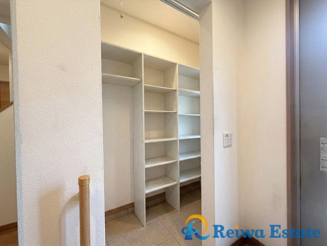 中古戸建　茅ヶ崎市芹沢の収納