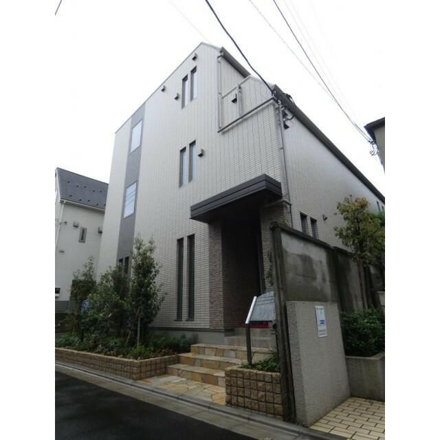 レイ　レ　ラヴィ
