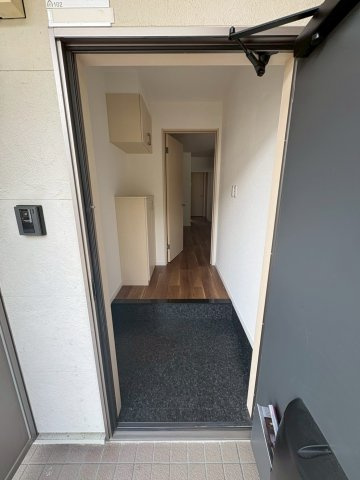 アンレーヌ・シャトレーンの玄関