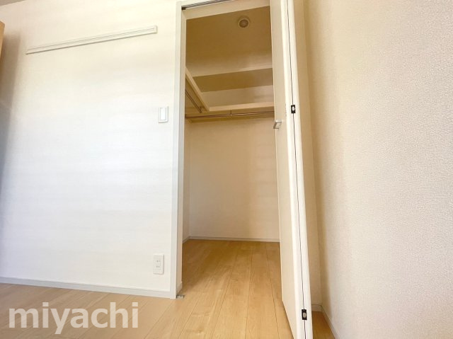 ハイソラーレ　Ⅲの収納