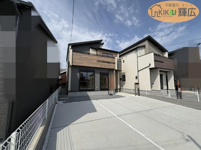 加古川市野口町坂元（全3棟）2号棟の駐車場