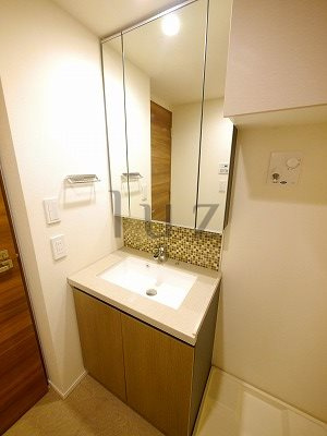 ザパークハビオ横浜東神奈川の洗面所