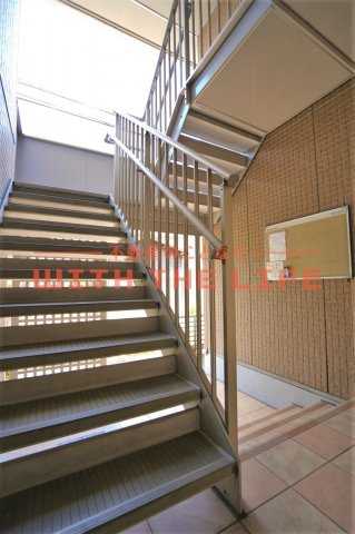 セジュールひまわり【キャッシュバック対象】のロビー|毎日通るロビーはこのようになっています