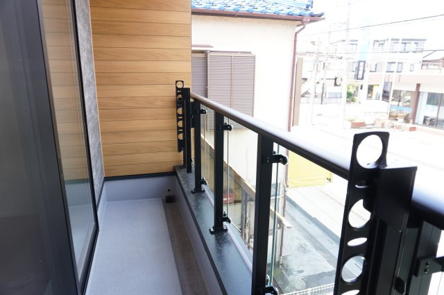 草加市長栄4丁目 新築分譲住宅のバルコニー