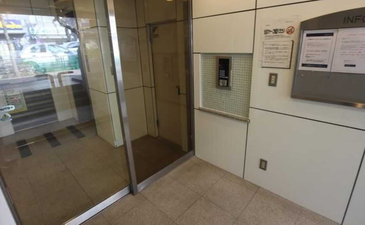 ユーコート上馬　駅近　オートロック　高層階　眺望良好のセキュリティ