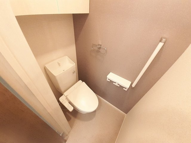 ミモザのトイレ