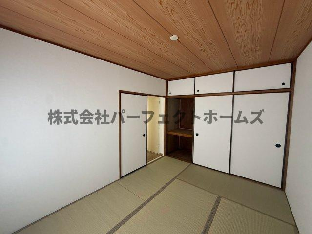 山田池パークハイツ1の和室|フローリングだけでなく、和室もあります