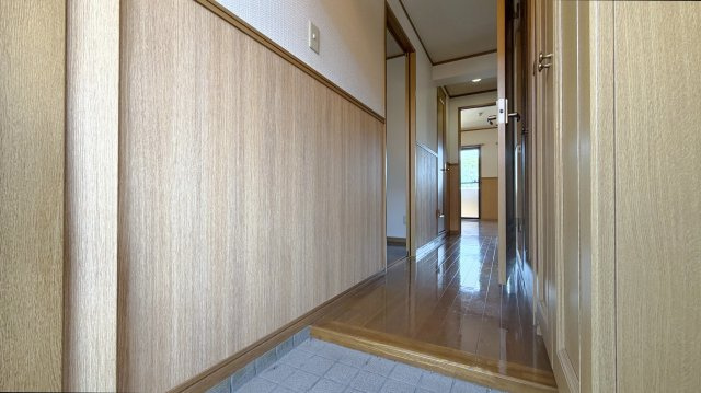 レアールマンションセレッソの玄関