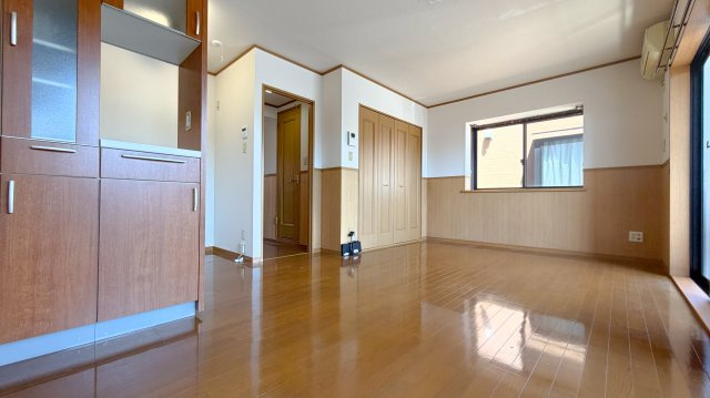 レアールマンションセレッソの居間・リビング
