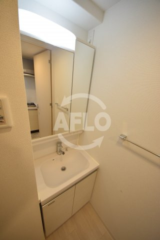 TOYOTOMi STAY Premium ABENO天王寺の独立洗面台|TOYOTOMI STAY PREMIUM ABENO天王寺　洗面化粧台
