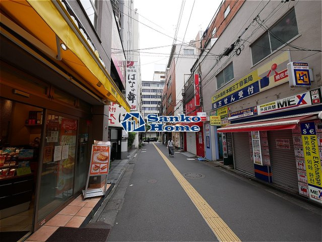 ファヴール本郷の周辺