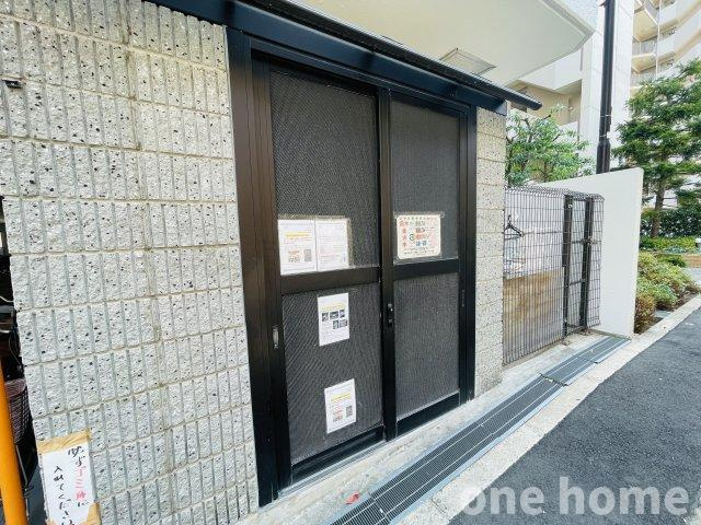 シャトー新大阪のその他共用部分|◆マンション敷地内にゴミステーションがございます！
◆【onehome専任物件】売主様→当社→お客様の関係でご内覧～商談までスムーズです!!